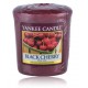 Yankee Candle Black Cherry aromatinė žvakė