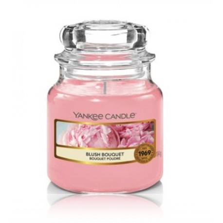 Yankee Candle Blush Bouquet aromatinė žvakė
