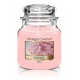 Yankee Candle Blush Bouquet aromatinė žvakė