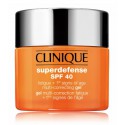 Clinique Superdefense SPF 40 Fatigue + 1st Signs of Age Multi Correcting Gel jauninamasis veido kremas-gelis