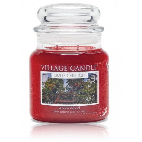 Village Candle Apple Wood aromatinė žvakė