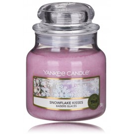 Yankee Candle Snowflake Kisses aromatinė žvakė