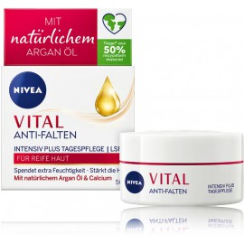 Nivea Vital Intensive Plus SPF15 apsauginis dieninis kremas nuo raukšlių