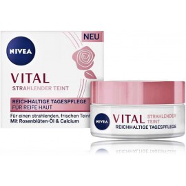 Nivea Vital Radiant Complexion švytėjimo suteikiantis dieninis veido kremas nuo raukšlių brandžiai odai