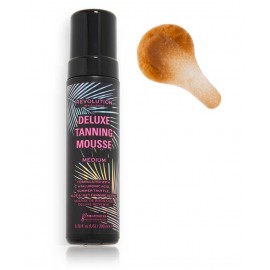 Makeup Revolution Beauty Deluxe Tanning Mousse Light/Medium savaiminio įdegio putos