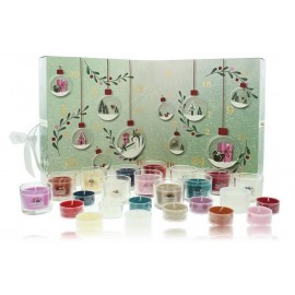 Yankee Candle Snow Globe Wonderland Адвент-календарь (12 х 49 г. + 12 х 9,8 г. + подсвечник)